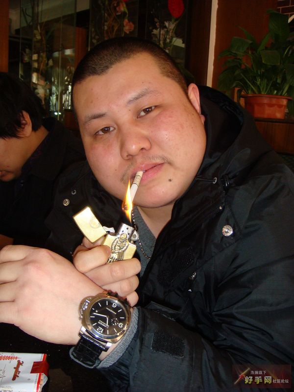 重点全在脸部以下