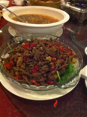 IMG_2438_调整大小.jpg