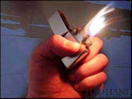 _40326969_lighter203.jpg