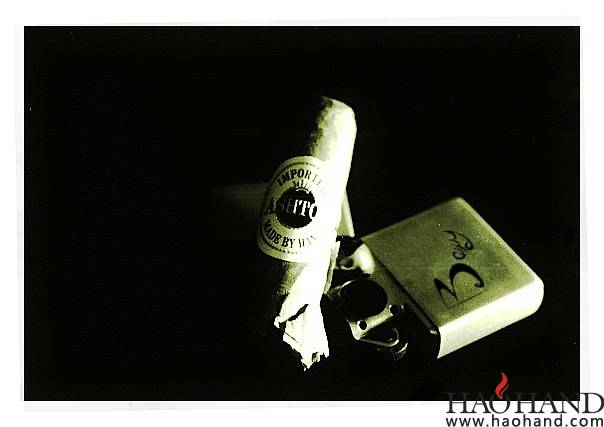 the_cigar_by_baxy77-d5esdun.jpg