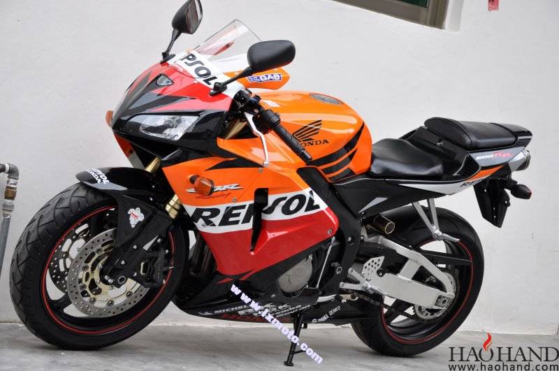 06年本田CBR600RR【威爽花改装SBK排气】.jpg