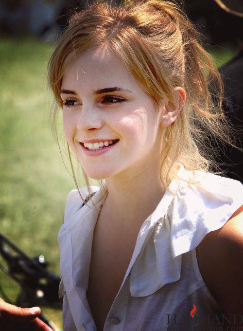 5c1456df8db1cb13c554adcedd54564e93584b6e.jpg