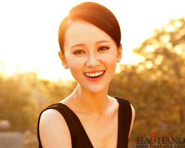 八颗牙，很标准.jpg