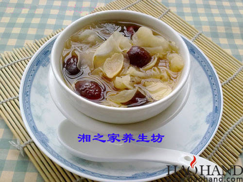 百合银耳红枣.jpg