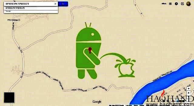 谷歌地图被爆存在Android机器人对着苹果Logo小便的图案。谷歌周五对此致歉，并表示将迅.jpg