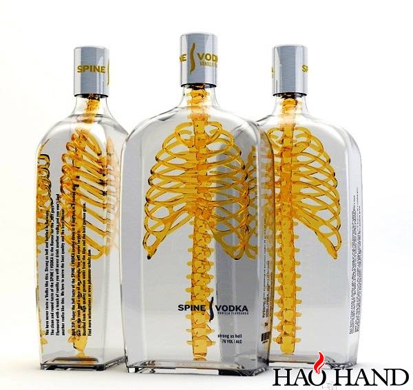德国设计师Johannes Schulz设计的一款伏特加包装-Spine Vodka，外形犹如骨架，依设计.jpg