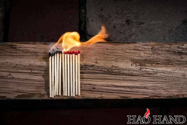 matches-matchstick-flammable-wood-fire-glow-heat-burning-hot.jpg