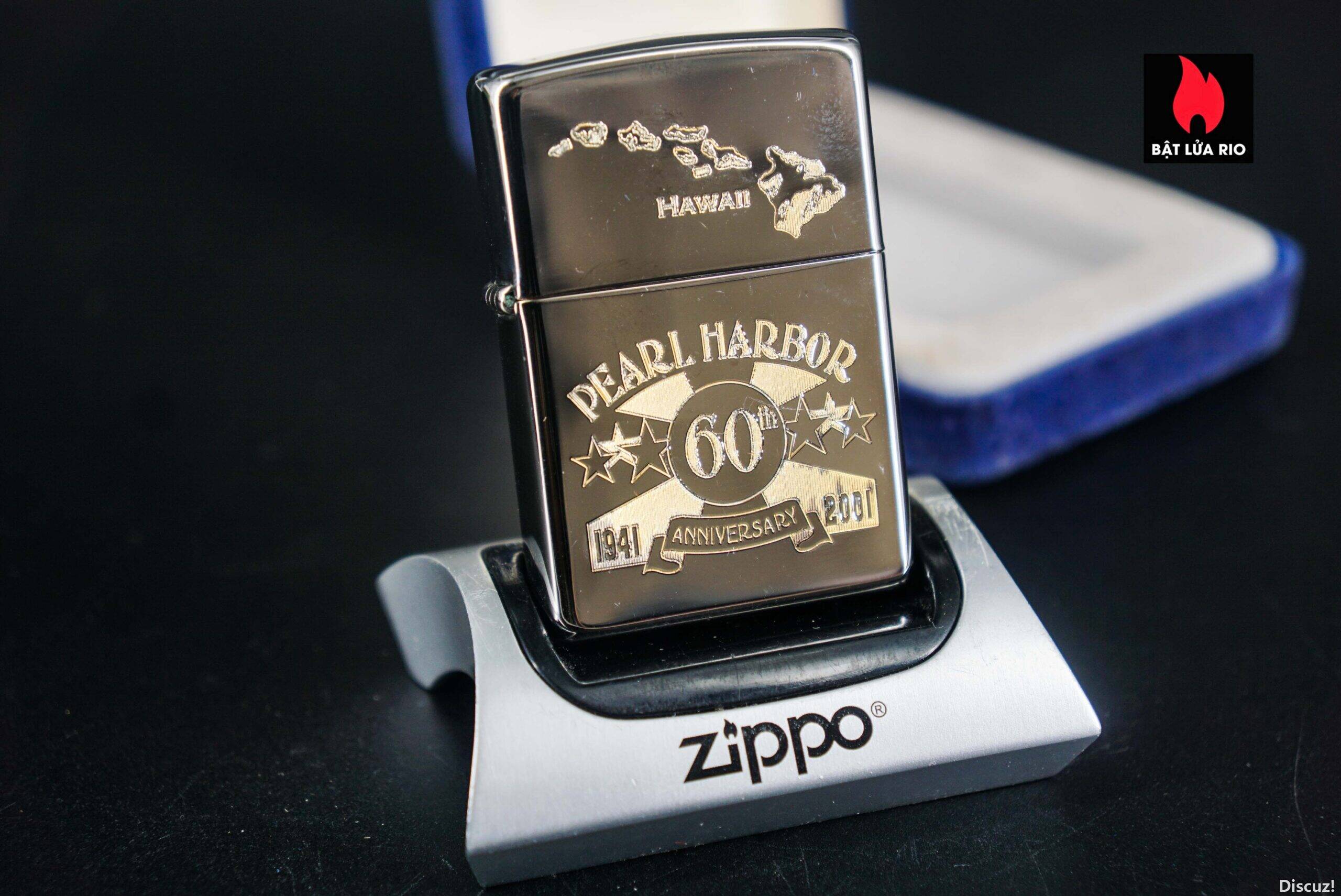zippo-la-ma-2000-60th-anniversary-pearl-harbor-scaled.jpg