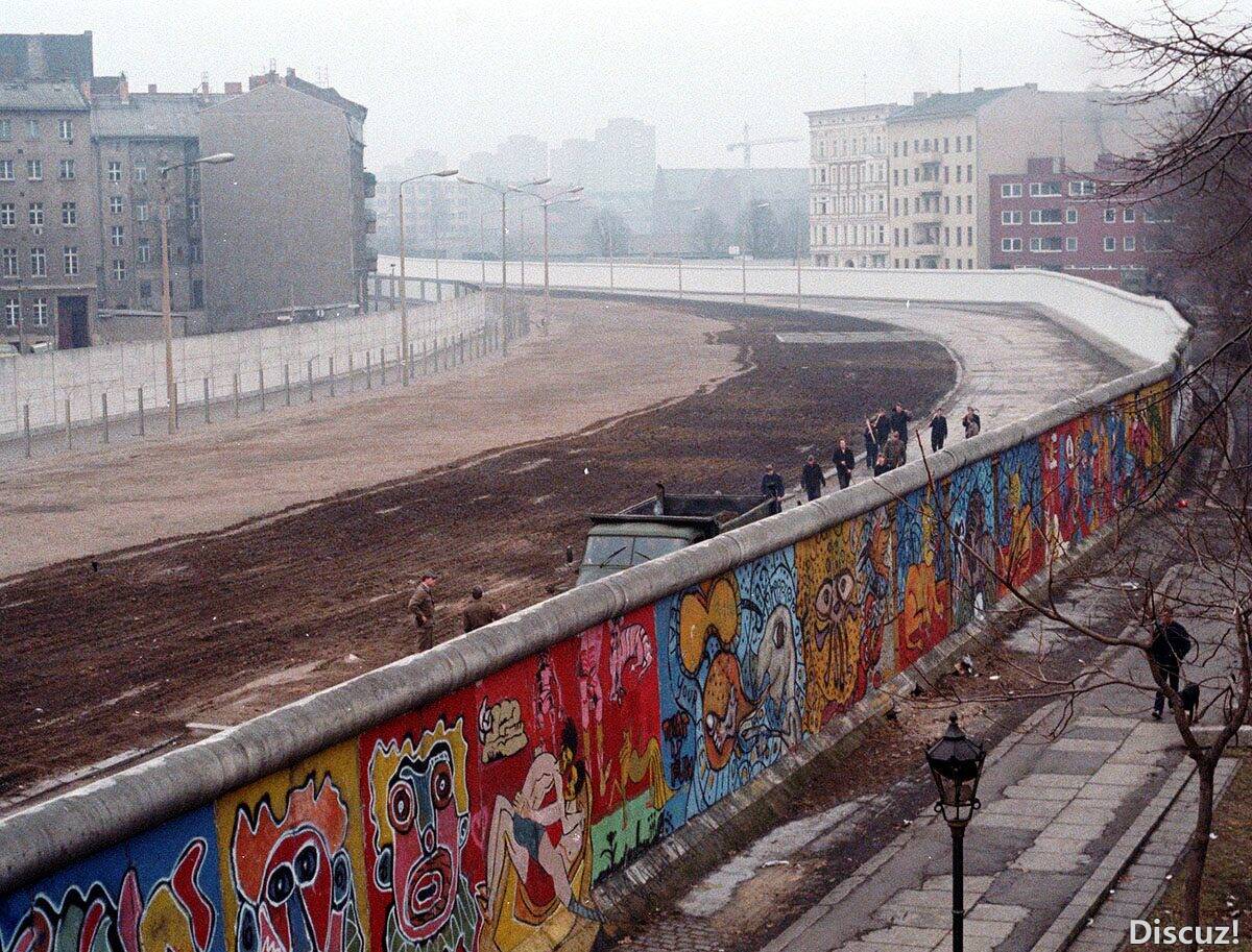Berlinermauer-1280x1280.jpg